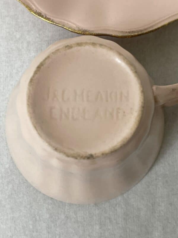 J &G Meakin Rosa teacups and saucers - Image 5