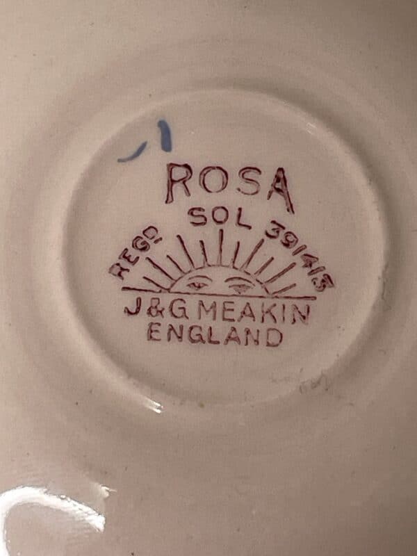 J &G Meakin Rosa teacups and saucers - Image 7
