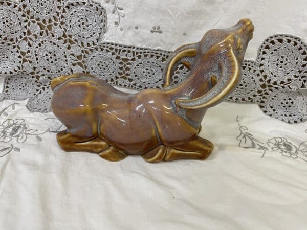 Decorative ceramic bull statue - Image 3