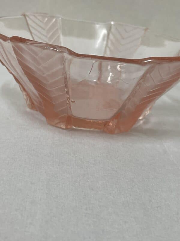 Pink Art deco bowl - Image 4