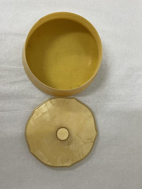 1930’s vanity set - Image 5