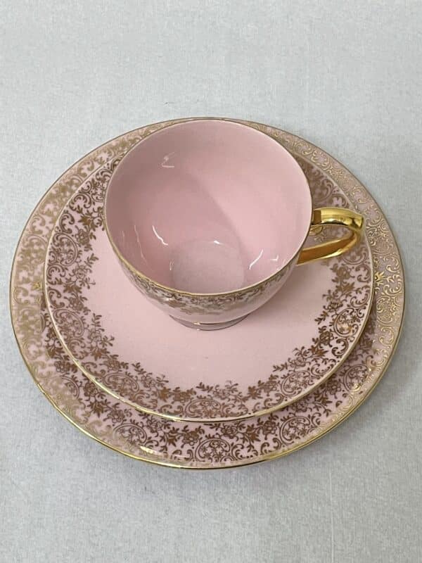 Pink and gold vintage Westminster Australia teacup set - Image 2