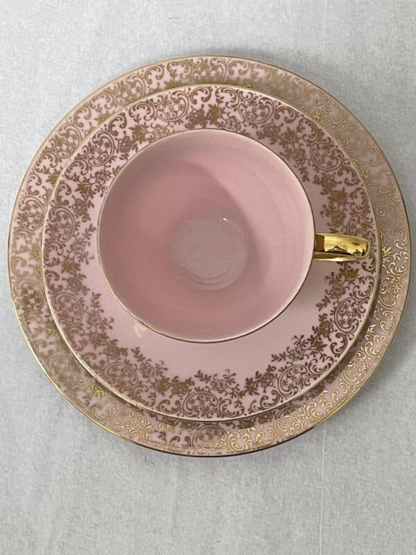 Pink and gold vintage Westminster Australia teacup set - Image 3