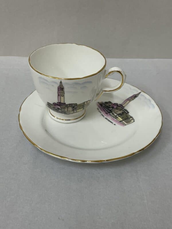 Souvenir china - city hall, Brisbane, Queensland
