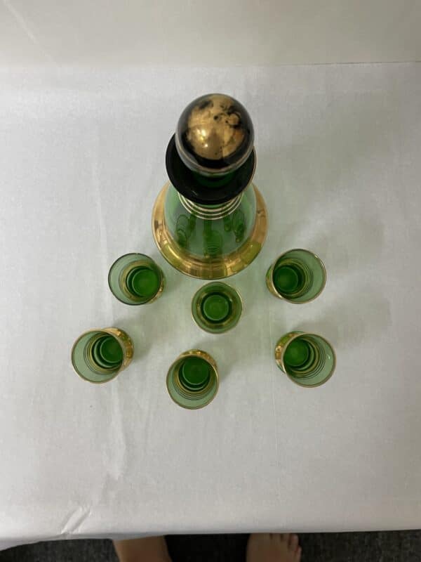 Green and gold glass decanter set - Image 3